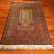 Handcrafted Old Wool Rug