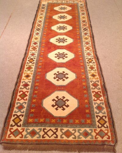 CARPET RUNNER 1652