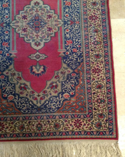 Traditional Vintage Carpet