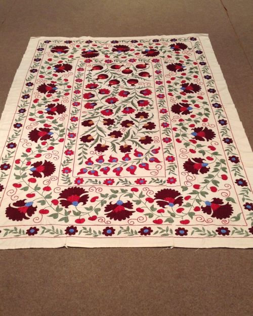 Traditional Uzbekistan Wool Rug