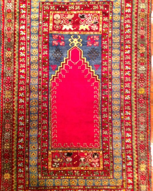 OLD CARPET 1293