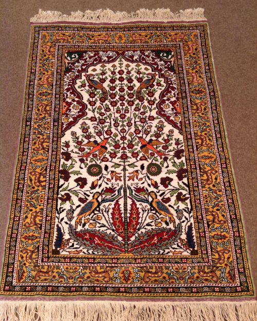 Filos Artisan Wool Rug