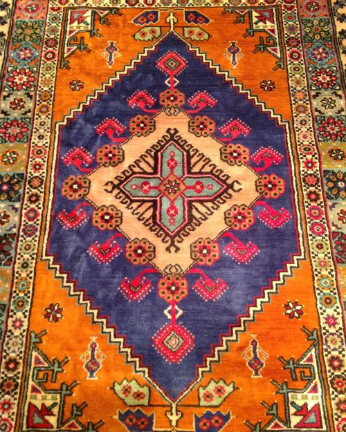 Dazgir Traditional Rug