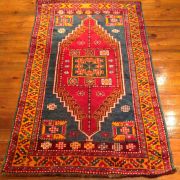 Elegant Old Wool Rug