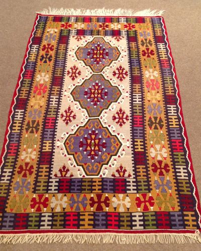 KILIM 1528